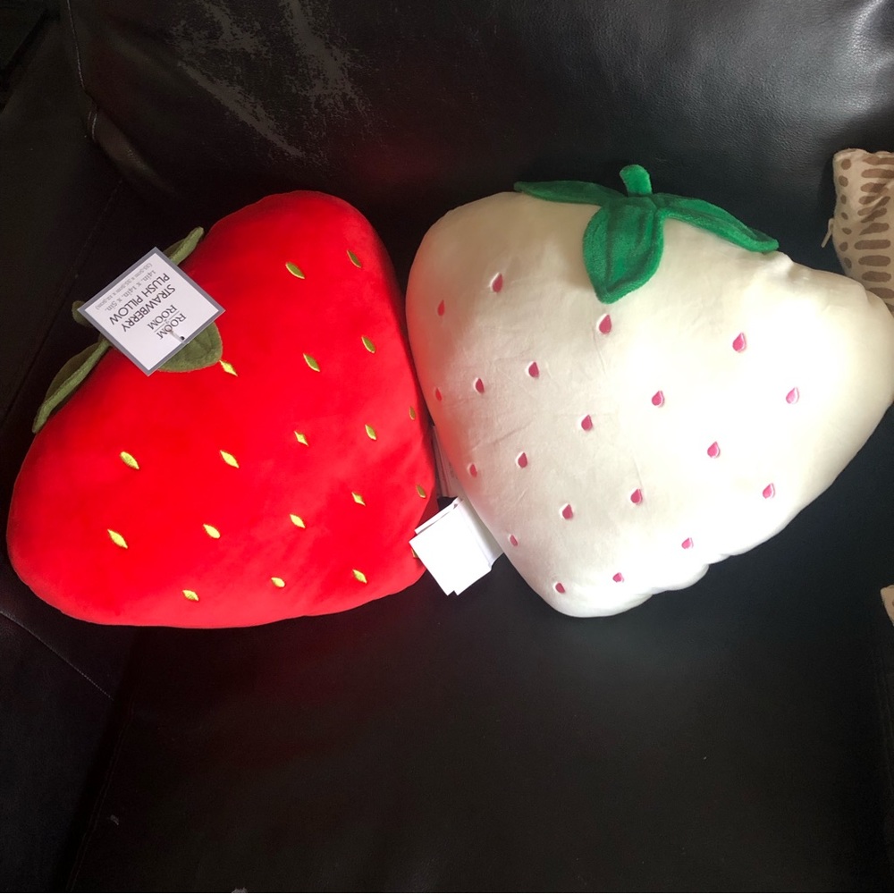 Strawberry pillow
